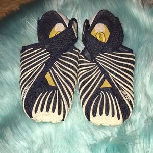 Vibrant Furoshiki Wrapping Shoes